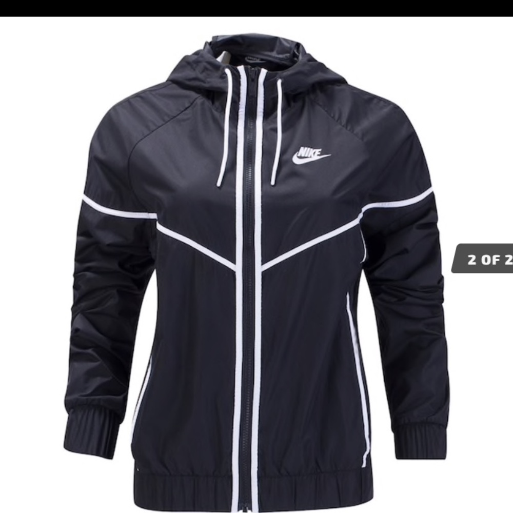 Nike women’s Windrunner jacket